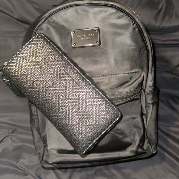Michael Kors Charcoal Backpack and Wallet Set - Picture 1 of 6